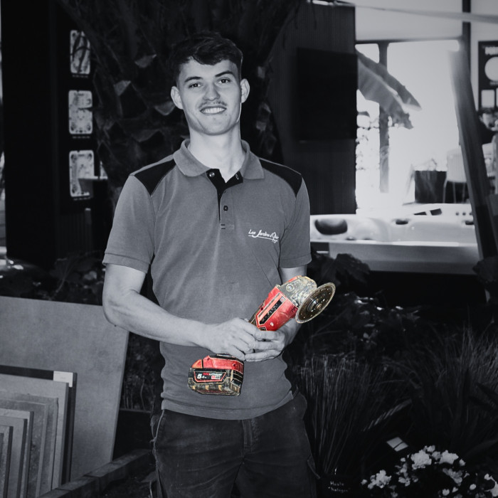 lucas-2rjtkk.jpg